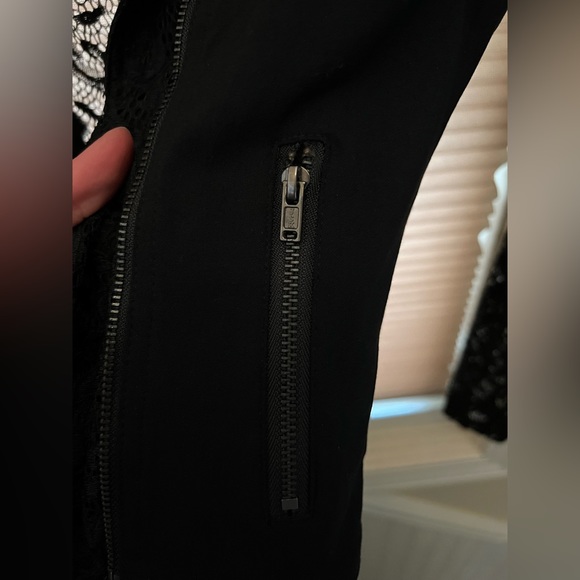 Lace Jacket 🖤 - Picture 4 of 5